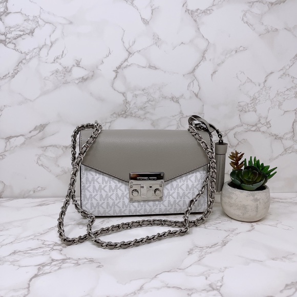 Michael Kors Handbags - Michael Kors Rose small Crossbody